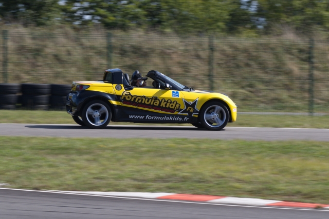  ¡Smart Roadster a toda velocidad en el circuito! 
