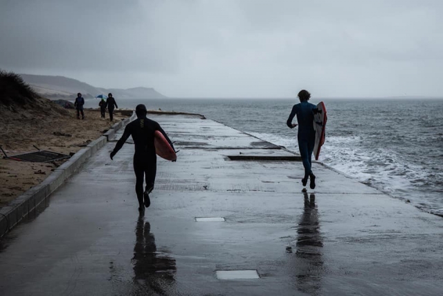  ¡Salida para la clase de surf! 