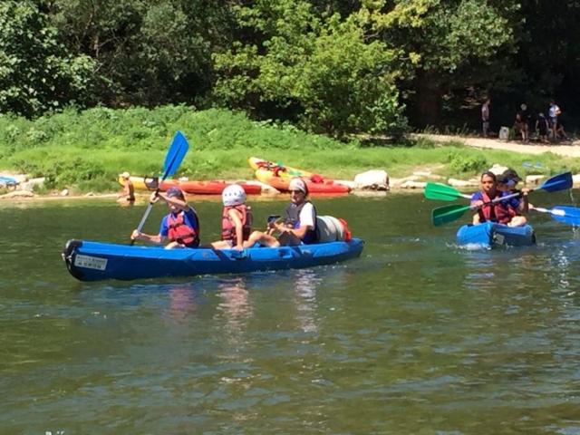  Paseo en kayak por las gargantas del Ardèche