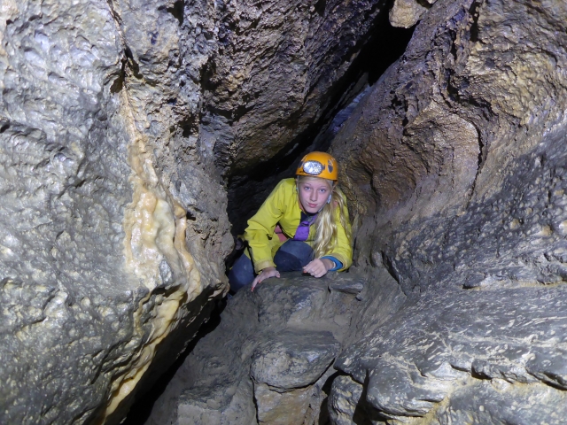  Escalada entre cavidades 