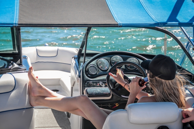  Renta de barco sin licencia 