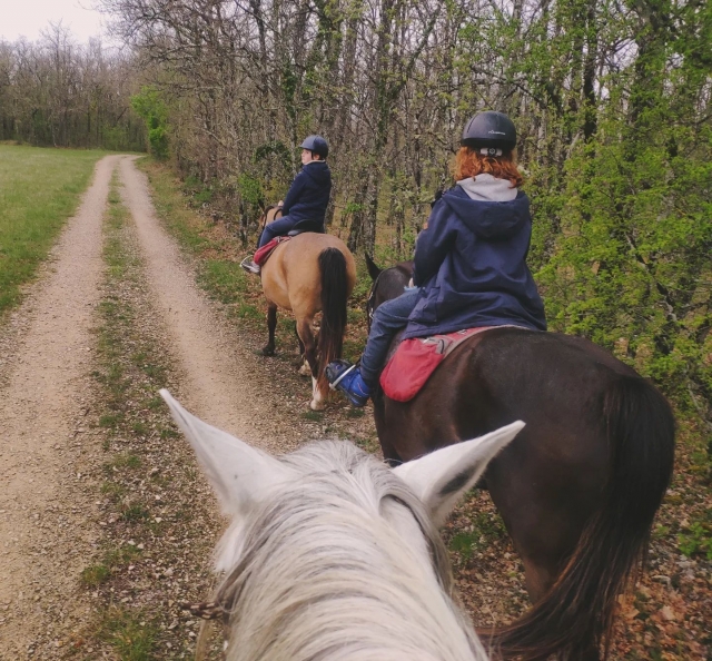 Pbaños a caballo en otoño 