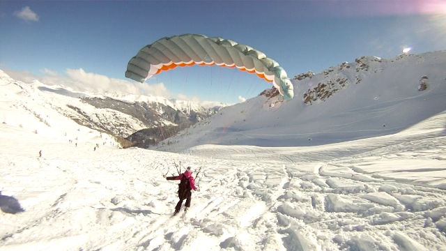 Vuelo en parapenle en invierno