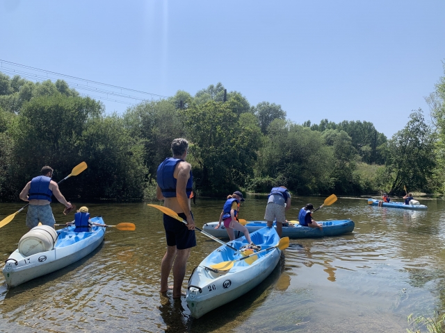 Vamos de excursión en kayak