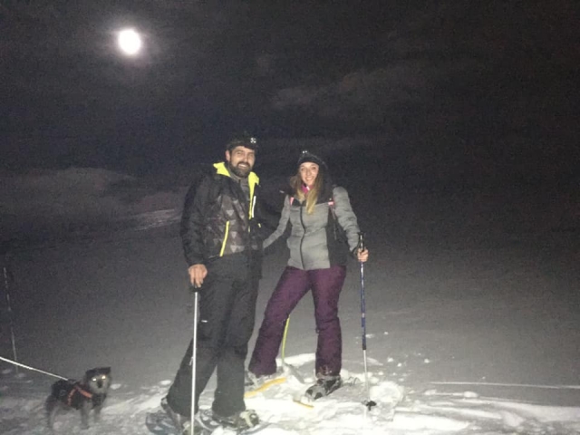  Camicrema nocturna con raquetas de nieve 
