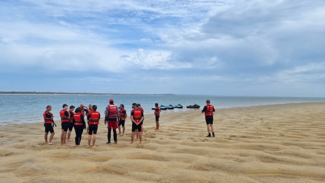  Briefing antes del paseo en jet ski por la bahía de Arcachón 