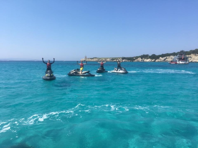  Momentos excepcionales en Córcega a bordo de una jet ski 