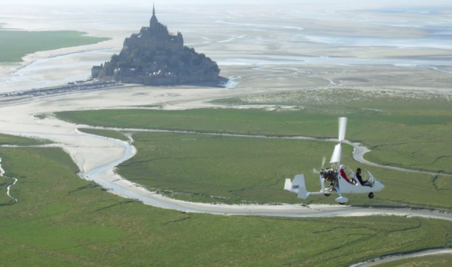 ULM sobre el Mont Saint-Michel 