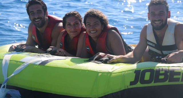  Sesión de boya remolcada en el Mar Mediterráneo 