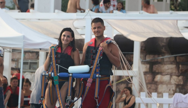  Preparación antes del despegue , el instructor se encargará de equiparle 