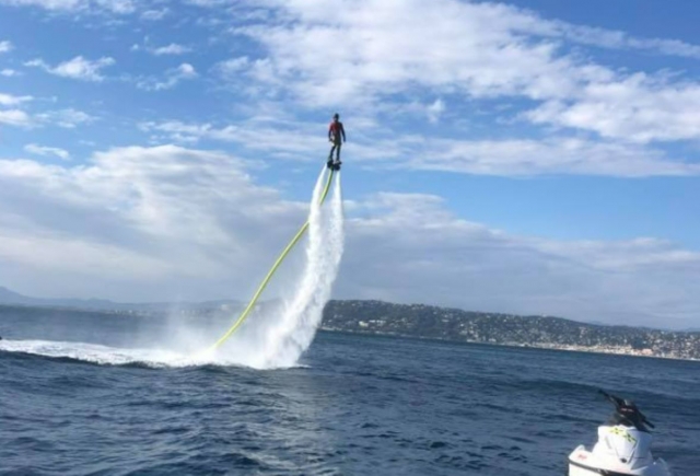 ¡Aprende los conceptos básicos del flyboard rentando nuestros servicios! 
