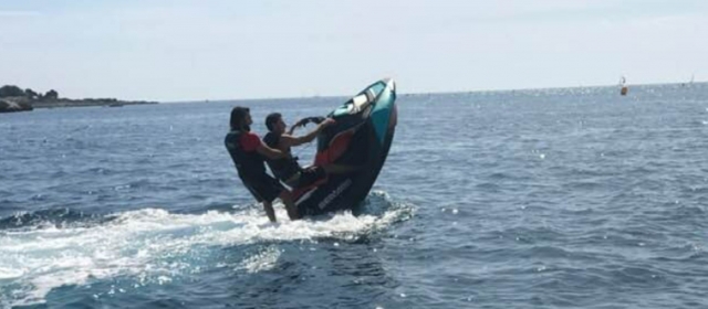  Figura técnica de jet skis en el Golfe Juan 
