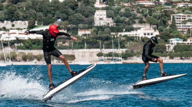  ¡Venga a mostrarnos lo que puede hacer en el surf! 