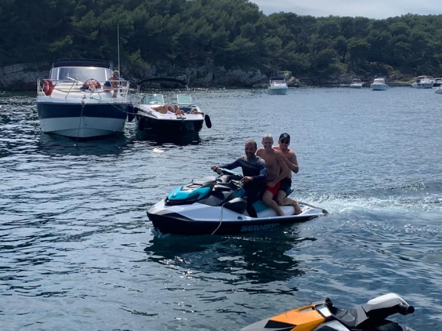  Jet ski con licencia requerida cerca de Cannes 