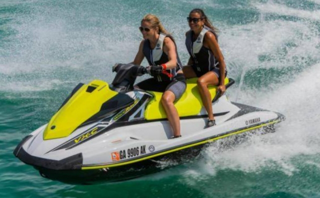  Jet ski con licencia en el Océano Atlántico 