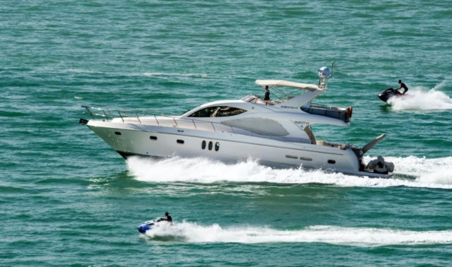 Regatea con nuestros alquiles de barcos 