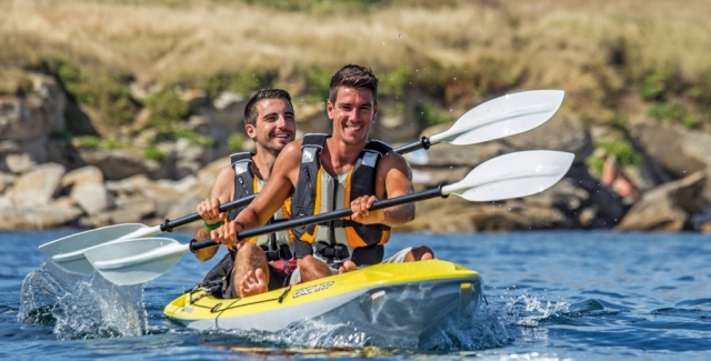  Venga a navegar en canoa en familia o con amigos 