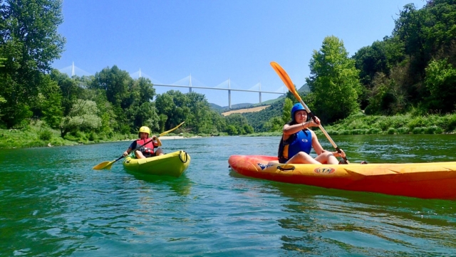  Venga a navegar por las aguas del Tarn 