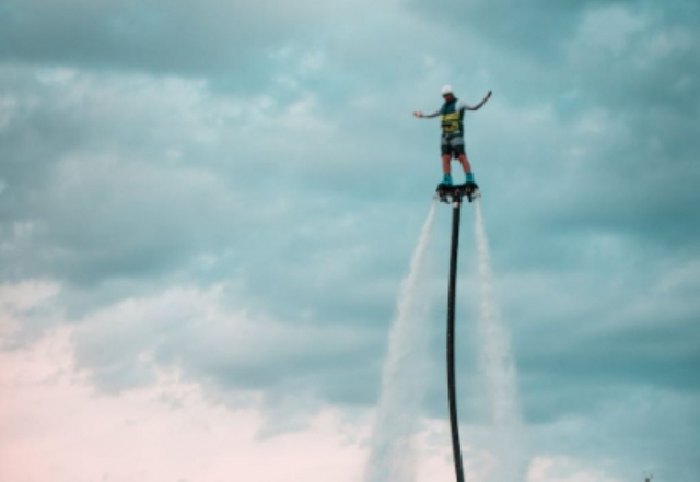  Aprende a mantén el equilibrio en un Flyboard 