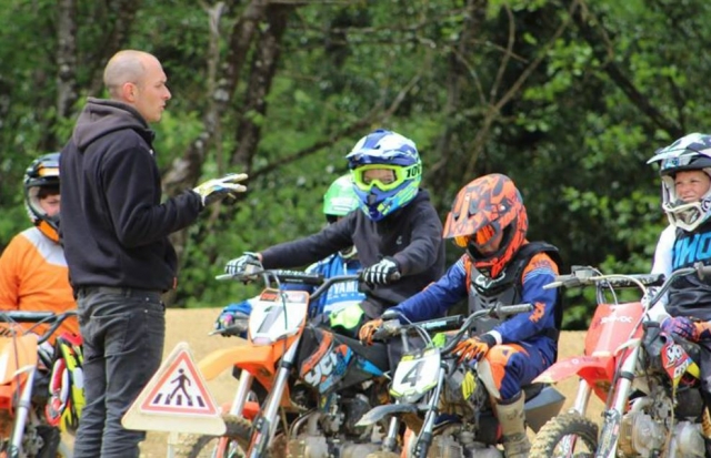  Iniciación al motociclismo para todos los niveles 