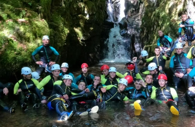  Nuestro equipo de instructores de barranquismo 