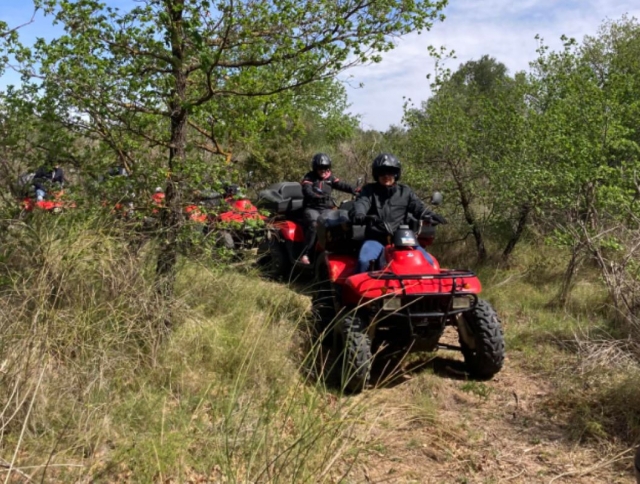  Ruta en cuatrimoto por el campo 