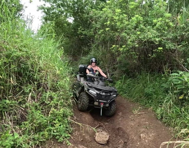  Biplace Cuatrimoto por el doble cruzando en cuatrimoto of Reunion Trails 