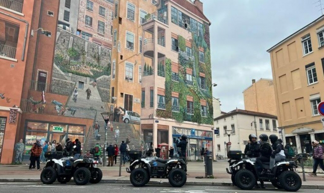  Descubre el centro de la ciudad de Lyon en Cuatrimoto 