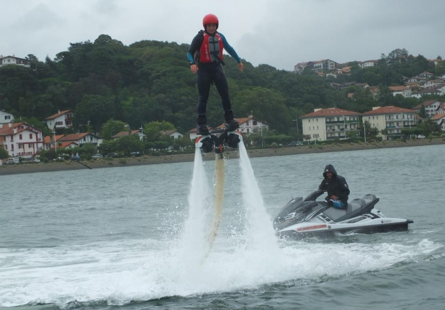  Le beneficias de una vista panorámica extraordinaria desde su flyboard 