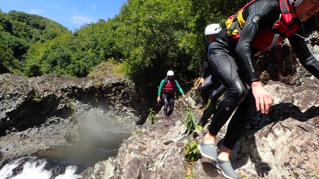 Embárcale en una aventura en los antiguos flujos de lava 