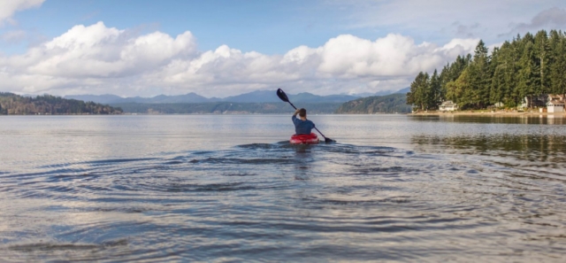 Explora La Saline Les Bains en kayak 