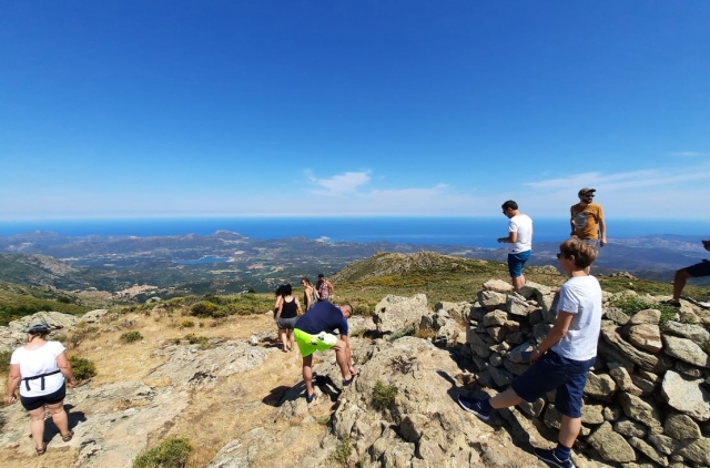  Disfrule de las más bellas vistas panorámicas duranle nuestro paseo en 4x4 