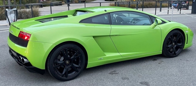  Opta por un curso de conducción en un Lamborghini 