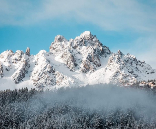  Disfruta de los paisajes montañosos de Courchevel desde su parapenle 