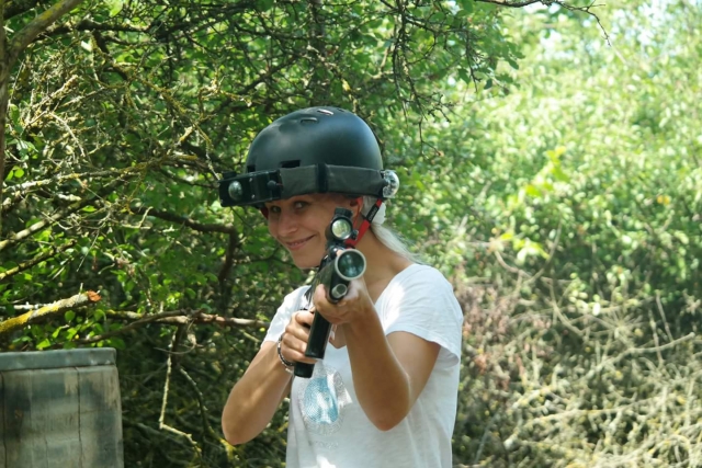  Comienza el juego Laser Tag con una sonrisa 