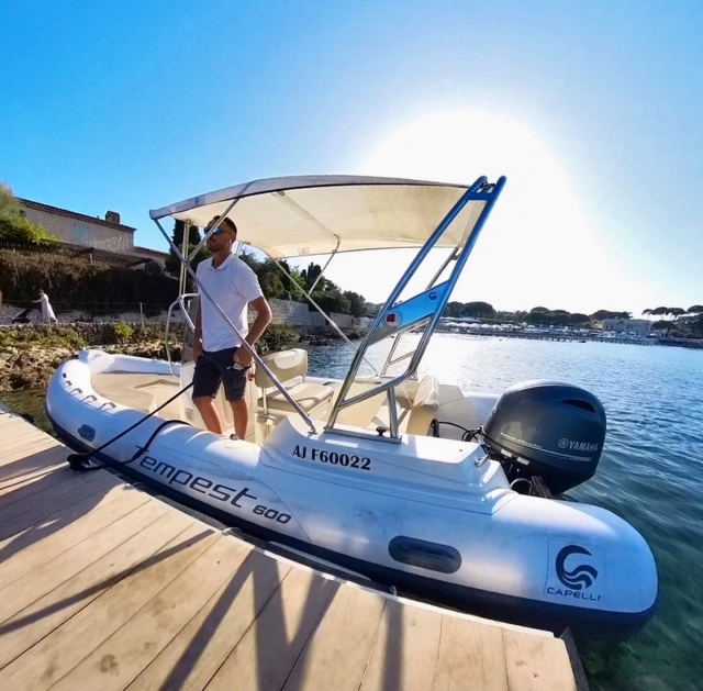 e-19784914-capluxurywatersports-1720097332-3404745652849340016-3331017670117447108661744711145751.jpg