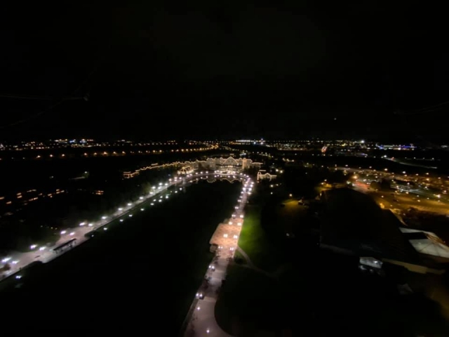  Disneyland Paris de noche 