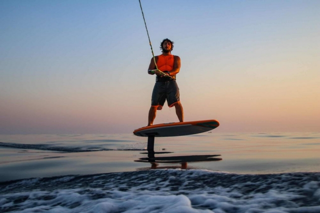  Participanle de Wakefoil 