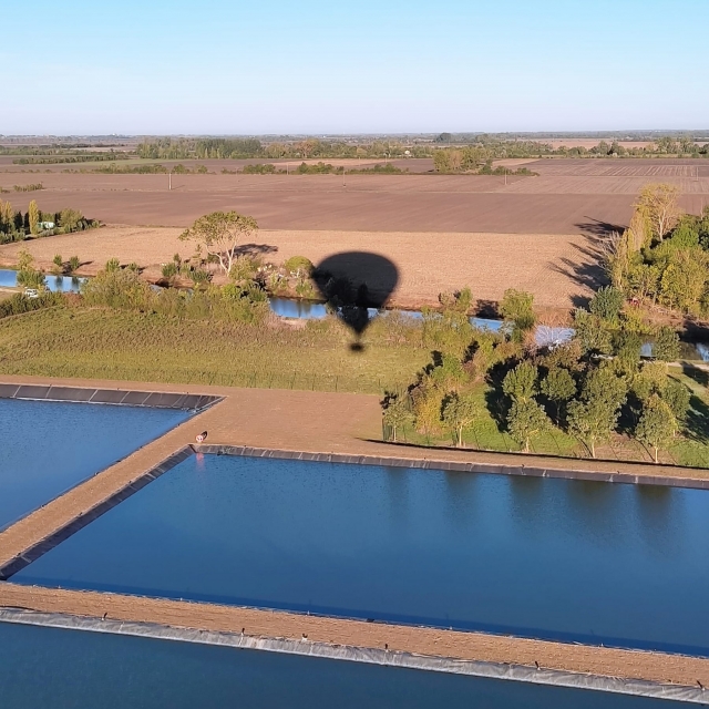  Los paisajes únicos de las marismas poitevinas
