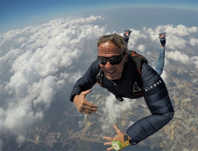  Es hora de volar con Paris Jump 