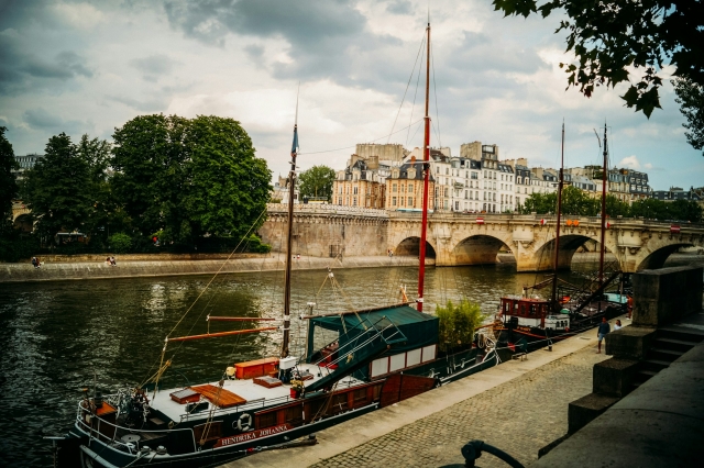  Los muelles vistas pintorescas del viejo París 