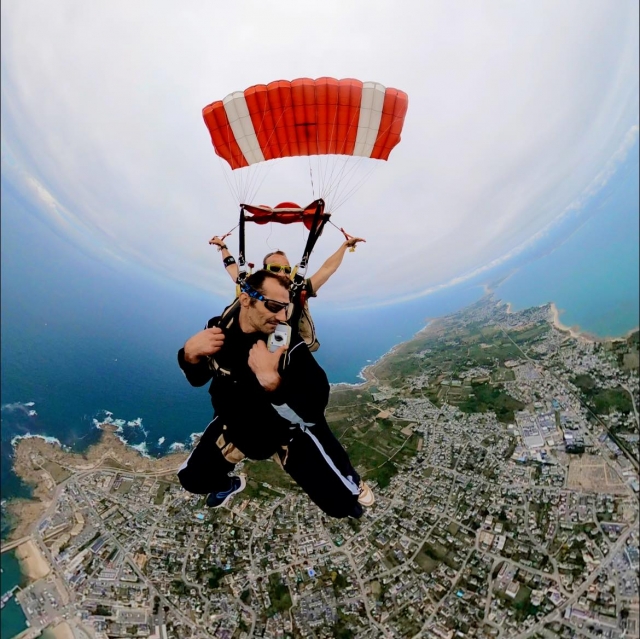  Vídeo 360° de su gran salto 