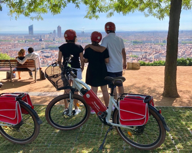  Pedalea hasta los miradores más bellos de Lyon 
