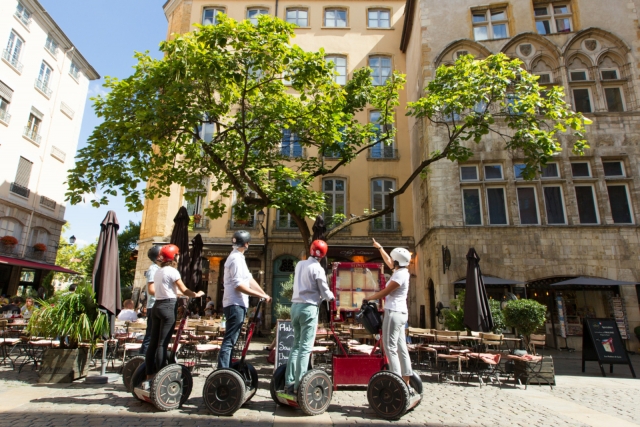  Visita del Viejo Lyon en segway 