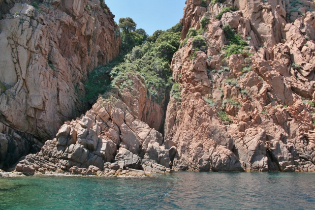  Las aguas turquesas de los cañones corsos 
