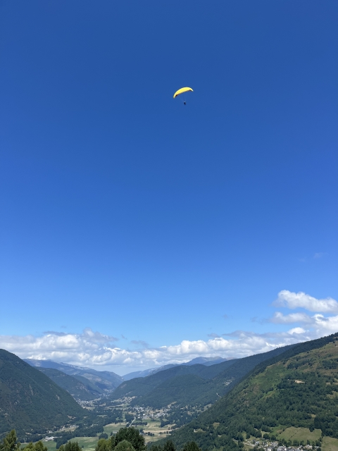 Opinión de Ferjani sobre Vuelo en parapente en Saint-Lary Soulan 15/20 min