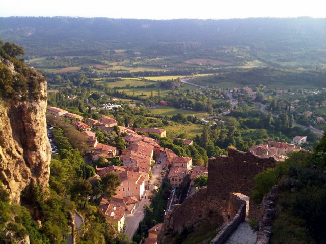 Descubre pueblos pintorescos 