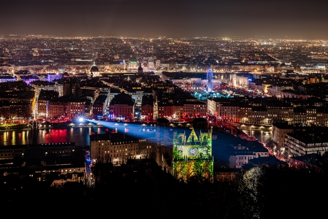  Lyon de Noche 