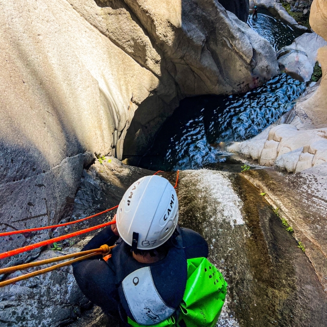  Canyoning en la intensa isla 