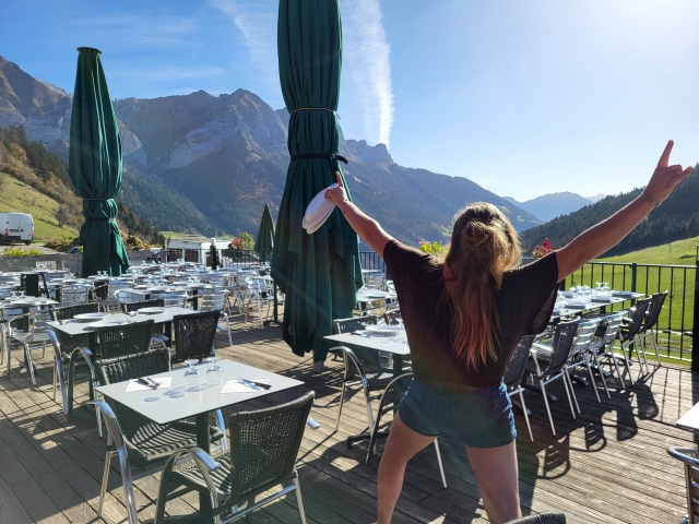 Reunión en el restaurante para un divertido 